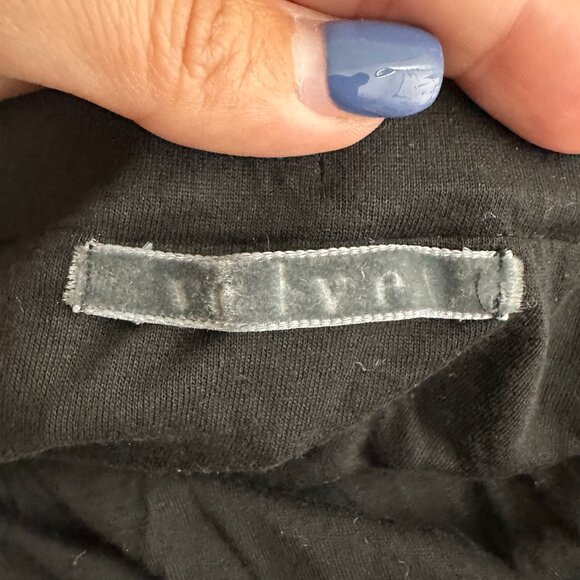 2/$24  Velvet by Graham Spencer Grace Satin Midi Skirt Black Medium #A0518 TRB3 - Picture 5 of 8